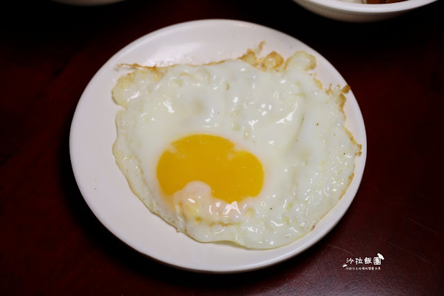 傳承60年的老味道，大稻埕魯肉飯，隱藏在巷弄中的人氣美食