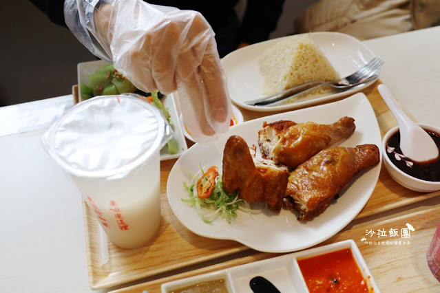 【文慶雞】台北必吃正宗海南雞飯20年老店華山新店面、肉嫩汁多 19 【文慶雞】台北必吃正宗海南雞飯20年老店華山新店面、肉嫩汁多