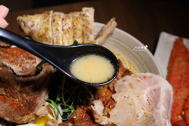 兆曜拉麵大里浮誇系拉麵,霸氣到碗裝不下,CP值超高 28 兆曜拉麵大里浮誇系拉麵,霸氣到碗裝不下,CP值超高