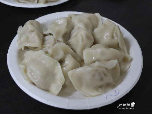 士林天母排隊人氣美食『阿堂鍋貼』餡料飽滿 10 士林天母排隊人氣美食『阿堂鍋貼』餡料飽滿