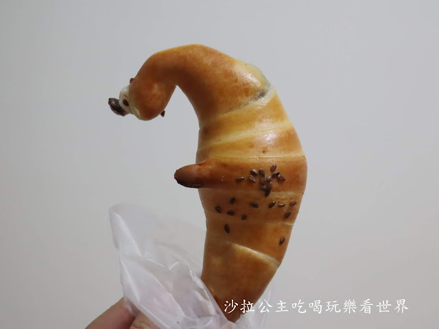 三峽老街美食/小吃/伴手禮/三峽第一家茶飲專賣店『泡泡龍』/長福橋下香腸/古道阿彬杏仁茶/金三峽牛角 36 三峽老街美食/小吃/伴手禮/三峽第一家茶飲專賣店『泡泡龍』/長福橋下香腸/古道阿彬杏仁茶/金三峽牛角