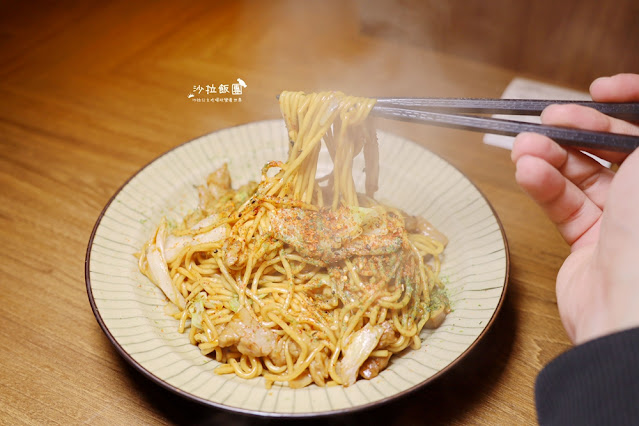 為了吃這碗麵排了快一小時,長生塩人劍潭店士林深夜美食 23 為了吃這碗麵排了快一小時,長生塩人劍潭店士林深夜美食