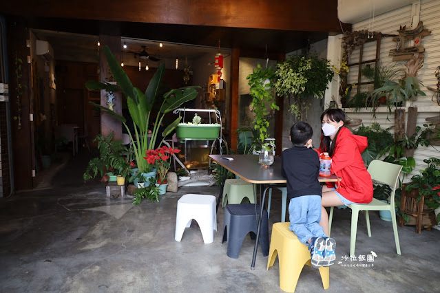 五結必吃美食NEVE那味豆花，文青風豆花店，好吃的粉角和桃膠