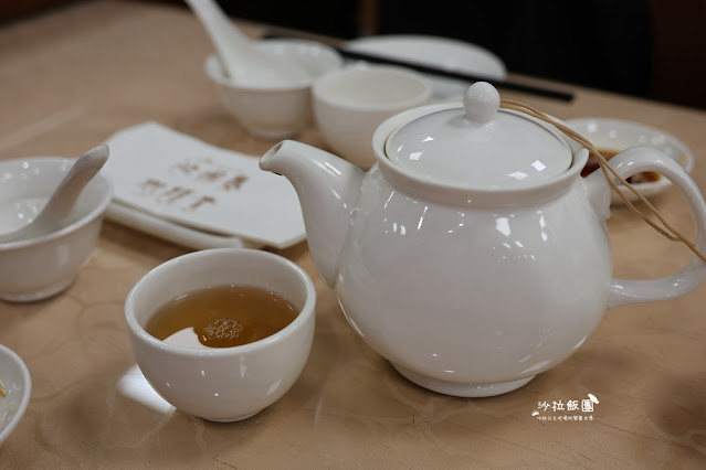 台中美食『沁園春』超過70年老店,米其林必比登推薦江浙菜 18 台中美食『沁園春』超過70年老店,米其林必比登推薦江浙菜