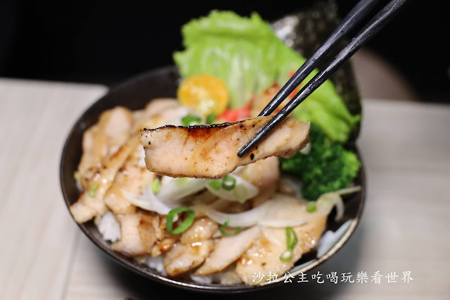 基隆燒肉/基隆美食『牛丁次郎坊x深夜裡的和魂燒肉丼x基隆廟口支店』免費雞白湯 25 基隆燒肉/基隆美食『牛丁次郎坊x深夜裡的和魂燒肉丼x基隆廟口支店』免費雞白湯