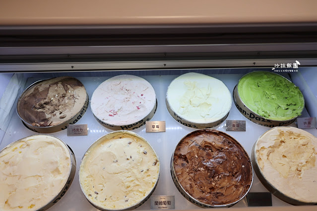 台北最難訂吃到飽島語自助餐廳,晚餐爽吃四小時,假日還送半隻龍蝦 94 台北最難訂吃到飽島語自助餐廳,晚餐爽吃四小時,假日還送半隻龍蝦