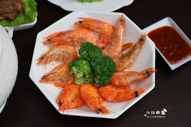 宅配網購年菜『中保無限家』早鳥優惠價85折,一桌年菜不用3000元 19 宅配網購年菜『中保無限家』早鳥優惠價85折,一桌年菜不用3000元