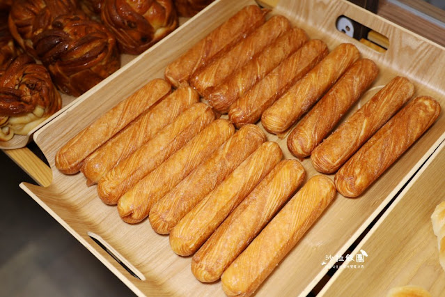 日本熊本生吐司一條只要百元『小鳥吃吐司(台北南昌店)』插旗台北中正區 28 日本熊本生吐司一條只要百元『小鳥吃吐司(台北南昌店)』插旗台北中正區