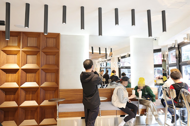 BLIKE台中最美奶茶店插旗東區延吉街,排了一小時才買到 13 BLIKE台中最美奶茶店插旗東區延吉街,排了一小時才買到