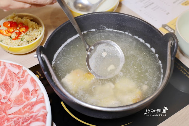 內湖人必吃火鍋『雞湯大叔(內湖店)』全雞湯為湯控而生/捷運西湖站 136 內湖人必吃火鍋『雞湯大叔(內湖店)』全雞湯為湯控而生/捷運西湖站