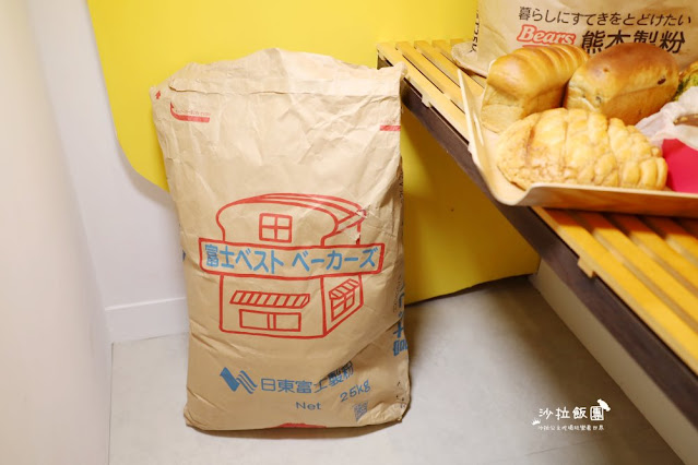 日本熊本生吐司一條只要百元『小鳥吃吐司(台北南昌店)』插旗台北中正區 20 日本熊本生吐司一條只要百元『小鳥吃吐司(台北南昌店)』插旗台北中正區