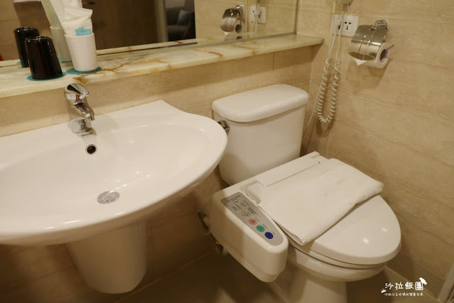 台中平價住宿『寶島53行館』一人不用800元、近台中火車站 21 台中平價住宿『寶島53行館』一人不用800元、近台中火車站