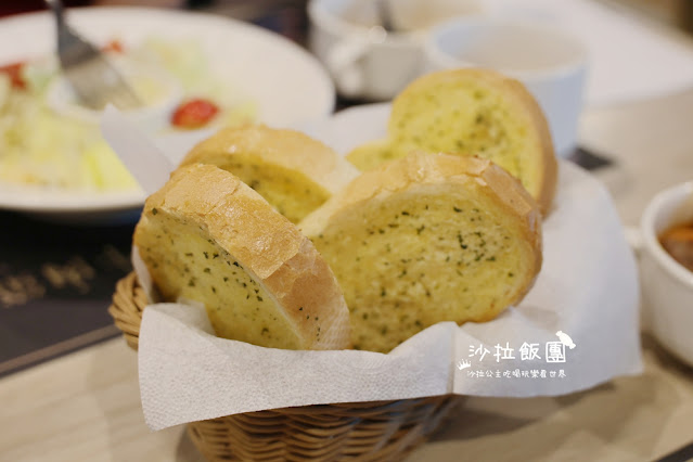 信義美食『瀧厚炙燒熟成牛排台北信義ATT店』羅宋牛肉湯、飲料喝到飽 12 信義美食『瀧厚炙燒熟成牛排台北信義ATT店』羅宋牛肉湯、飲料喝到飽