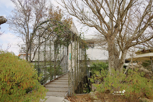 最新星空露營車『自然風情景觀渡假民宿』3000坪超大草坪小孩放電好地方 101 最新星空露營車『自然風情景觀渡假民宿』3000坪超大草坪小孩放電好地方