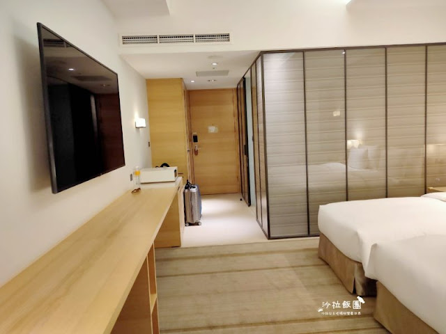 高雄飯店『和逸飯店HOTEL COZZI-高雄中山館』捷運出口旁超便利