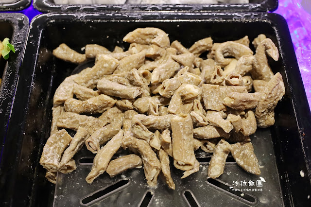 台北火鍋吃到飽『鍋爸涮涮鍋(西門店)』萬華西門町平價火鍋/各式海鮮/肉品/座位舒適 25 台北火鍋吃到飽『鍋爸涮涮鍋(西門店)』萬華西門町平價火鍋/各式海鮮/肉品/座位舒適