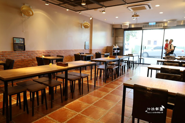 淡水美食黑店排骨飯『黑殿飯店』1971年創立淡水老店 8 淡水美食黑店排骨飯『黑殿飯店』1971年創立淡水老店