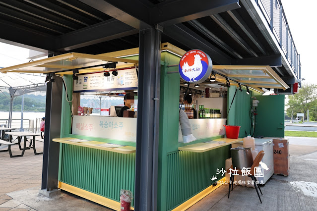 北投景點『關渡碼頭貨櫃市集』越夜越美 21 北投景點『關渡碼頭貨櫃市集』越夜越美