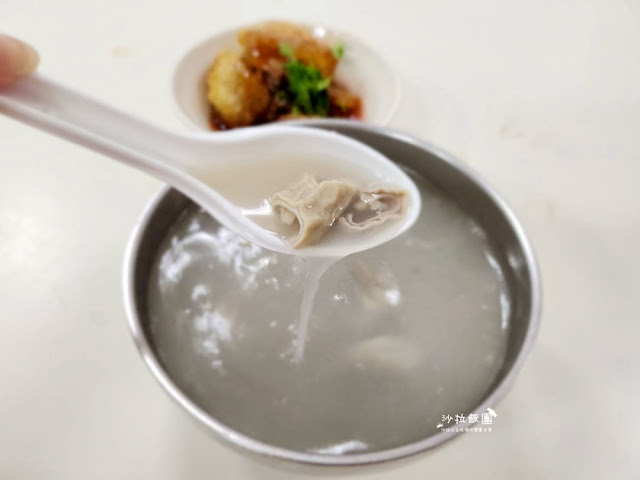 高雄苓雅油煎肉圓,50年老店人氣美食 9 高雄苓雅油煎肉圓,50年老店人氣美食