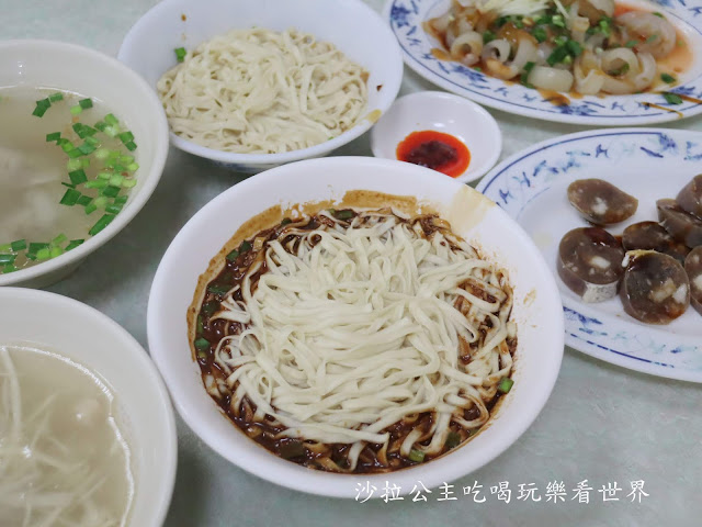 宜蘭頭城美食『頭城麻醬麵』蛤蜊湯沒有/小菜30元起/香噴噴沙茶麵 15 宜蘭頭城美食『頭城麻醬麵』蛤蜊湯沒有/小菜30元起/香噴噴沙茶麵