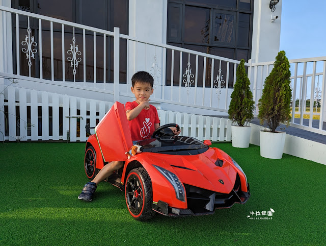 宜蘭恐龍民宿『哥德白色城堡』房間就有大恐龍迎接、露營車 72 宜蘭恐龍民宿『哥德白色城堡』房間就有大恐龍迎接、露營車