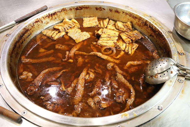 礁溪人氣爆棚大滷鍋『三民大飯店』一天只營業五小時、大碗又便宜 18 礁溪人氣爆棚大滷鍋『三民大飯店』一天只營業五小時、大碗又便宜