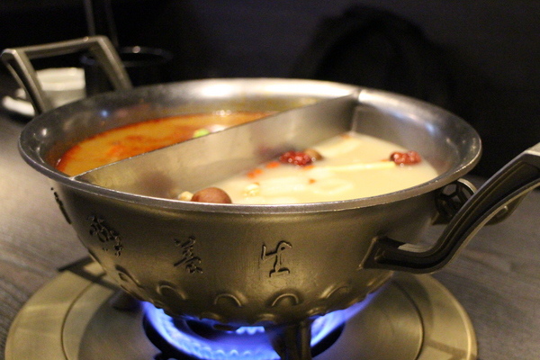 這一鍋皇室祕藏鍋物(吉林殿):這一鍋皇室祕藏鍋物(吉林殿)越熱越要開鍋 這一鍋皇室祕藏鍋物(吉林殿):這一鍋皇室祕藏鍋物(吉林殿)越熱越要開鍋