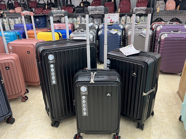 【花蓮吉安聯合特賣會】行李箱工廠直營廠拍990元起,胖胖箱、前開式行李箱、包包 20 【花蓮吉安聯合特賣會】行李箱工廠直營廠拍990元起,胖胖箱、前開式行李箱、包包