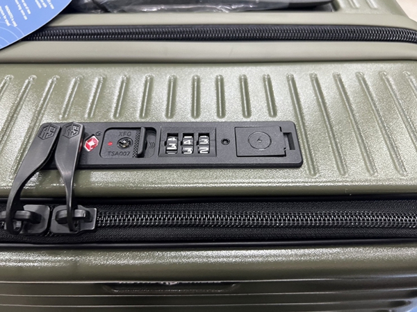 高雄鳳山行李箱特賣會,工廠直營廠拍,行李箱990元起,把握時間 21 高雄鳳山行李箱特賣會,工廠直營廠拍,行李箱990元起,把握時間