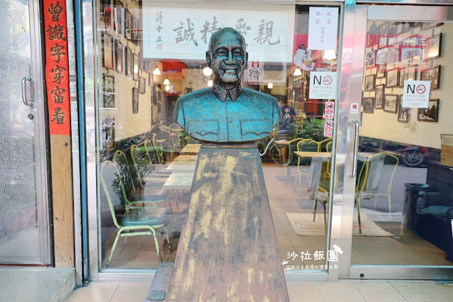 光華商圈『銀記手擀刀切牛肉麵』飲料喝到飽,捷運忠孝新生站 3 光華商圈『銀記手擀刀切牛肉麵』飲料喝到飽,捷運忠孝新生站