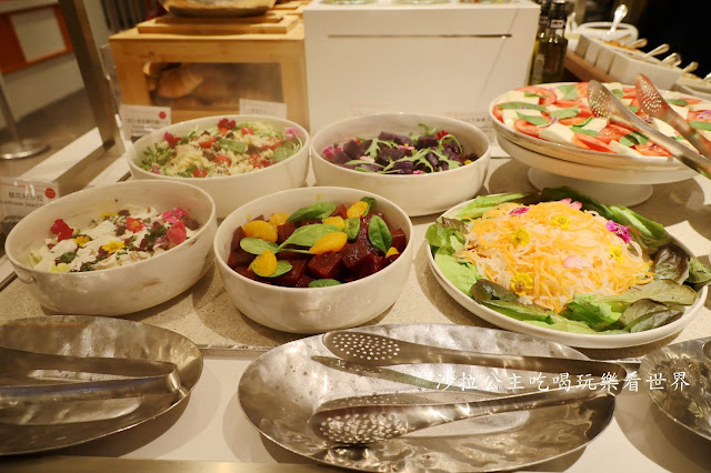 鼎泰豐進駐飯店吃到飽【香格里拉台北遠東國際大飯店-遠東Café】強勢回歸.Buffet 60 鼎泰豐進駐飯店吃到飽【香格里拉台北遠東國際大飯店-遠東Café】強勢回歸.Buffet