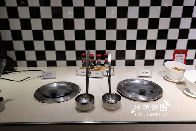 台北車站吃到飽『台北凱撒大飯店Checkers自助餐廳』威靈頓牛排、紅白酒、啤酒喝到飽 29 台北車站吃到飽『台北凱撒大飯店Checkers自助餐廳』威靈頓牛排、紅白酒、啤酒喝到飽