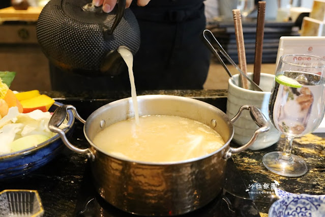 台北火鍋首選、約會餐廳『二本松涮涮屋』日本宮崎和牛、萬丹紅豆鍋餅、捷運大安站 16 台北火鍋首選、約會餐廳『二本松涮涮屋』日本宮崎和牛、萬丹紅豆鍋餅、捷運大安站