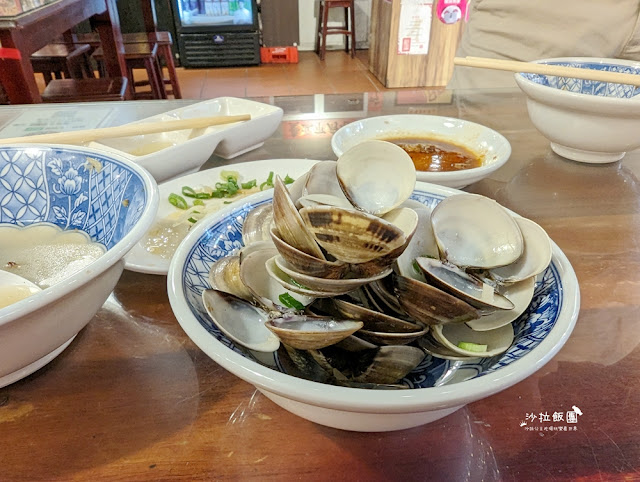 信義區美食『胡饕米粉湯台北市府店』浮誇創意米粉湯,紅茶麥茶喝到飽 23 信義區美食『胡饕米粉湯台北市府店』浮誇創意米粉湯,紅茶麥茶喝到飽