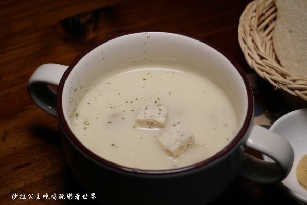 IMG_2579.JPG IMG_2579.JPG