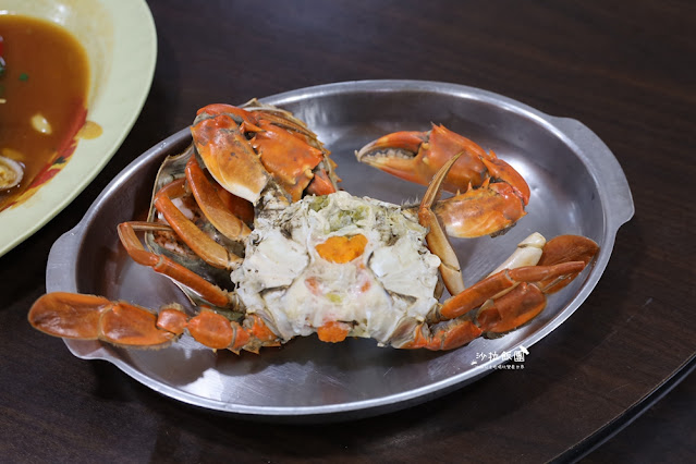 阿嬌萬里蟹萬里超強海鮮餐廳,下雨天也要排隊吃 27 阿嬌萬里蟹萬里超強海鮮餐廳,下雨天也要排隊吃