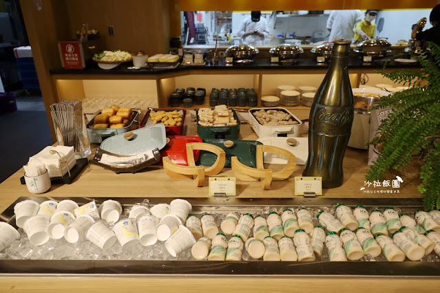 台中全新飯店走路就到逢甲夜市『享得道行旅』24小時氣泡水、免費宵夜、泡腳池 60 台中全新飯店走路就到逢甲夜市『享得道行旅』24小時氣泡水、免費宵夜、泡腳池