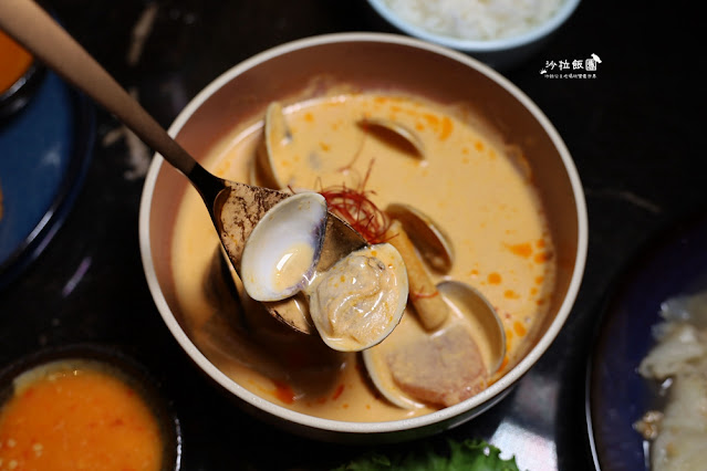 台北聚餐餐廳推薦法式靈魂的泰式餐酒館『CHUNSHEN泰殿』必吃超狂活火山排骨