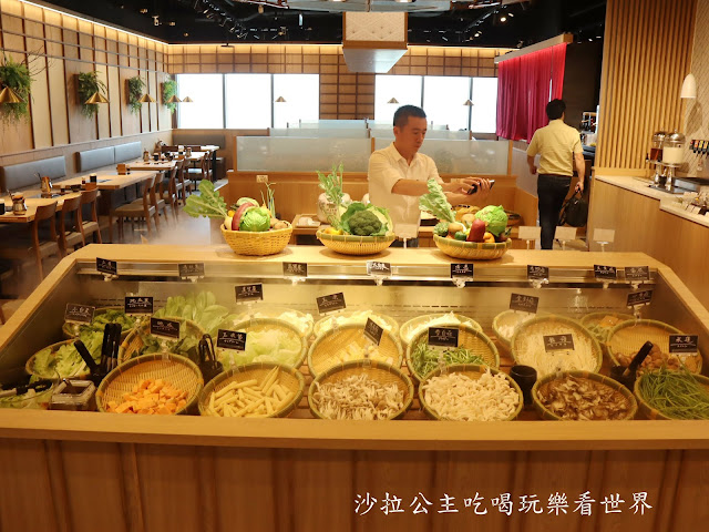 台北火鍋吃到飽/399元起『しゃぶしゃぶ温野菜(大直美麗華店)』日本第一品牌涮涮鍋/牛舌.握壽司任您吃 14 台北火鍋吃到飽/399元起『しゃぶしゃぶ温野菜(大直美麗華店)』日本第一品牌涮涮鍋/牛舌.握壽司任您吃