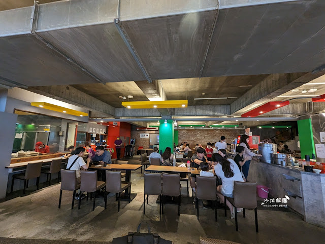 桃園牛肉麵吃到飽『呷飽牛肉麵南平店』加麵加湯免費,豆花、咖啡飲料無限供應 6 桃園牛肉麵吃到飽『呷飽牛肉麵南平店』加麵加湯免費,豆花、咖啡飲料無限供應