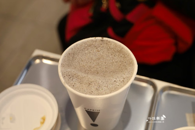 士林有插座咖啡『CAFEIN硬咖啡』捷運士林站旁