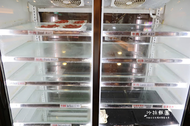 台北火鍋吃到飽『鍋爸涮涮鍋(西門店)』萬華西門町平價火鍋/各式海鮮/肉品/座位舒適 17 台北火鍋吃到飽『鍋爸涮涮鍋(西門店)』萬華西門町平價火鍋/各式海鮮/肉品/座位舒適