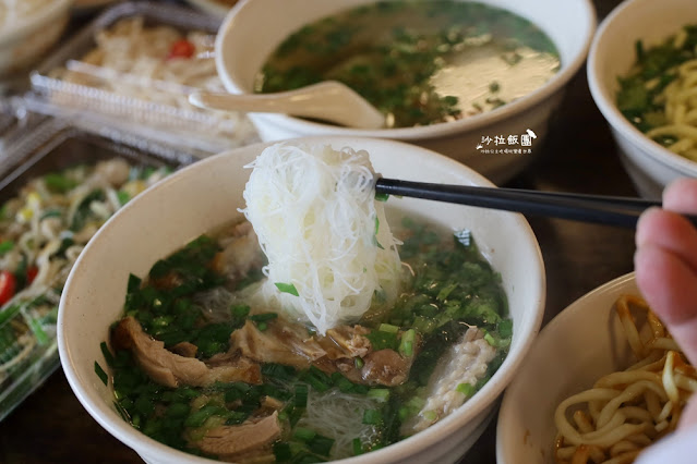 苗栗美食三灣鵝肉,每天都在排隊,不給訂位用餐時段都客滿 33 苗栗美食三灣鵝肉,每天都在排隊,不給訂位用餐時段都客滿