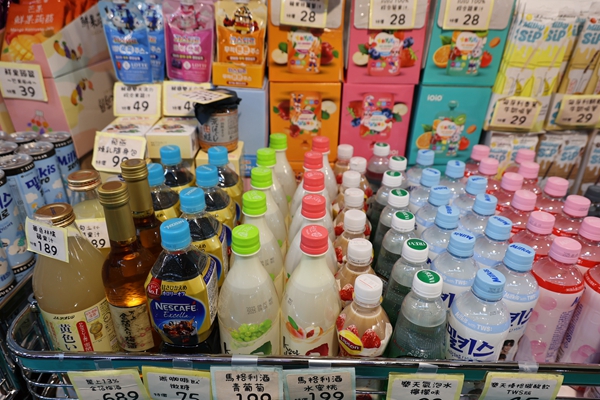 【雙北最大台灣廠拍】tokuyo按摩椅、夏普、名牌運動鞋、伊蕾服飾 124 【雙北最大台灣廠拍】tokuyo按摩椅、夏普、名牌運動鞋、伊蕾服飾