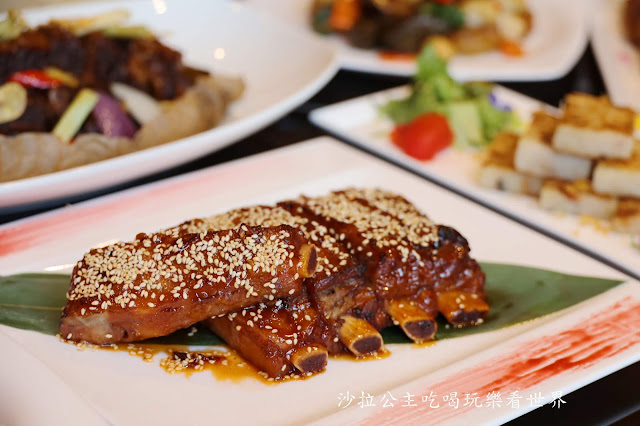 宅配年菜推薦『台北萬豪酒店』飯店評比屢獲冠軍"頂級花膠鮑魚佛跳牆""私房鮑魚烏骨雞湯"台北美食 12 宅配年菜推薦『台北萬豪酒店』飯店評比屢獲冠軍"頂級花膠鮑魚佛跳牆""私房鮑魚烏骨雞湯"台北美食