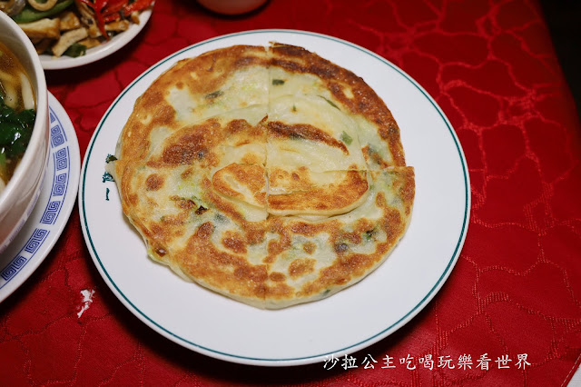 西門町美食.60年老店『一條龍餃子館』牛肉麵.菜單.捷運西門站 28 西門町美食.60年老店『一條龍餃子館』牛肉麵.菜單.捷運西門站