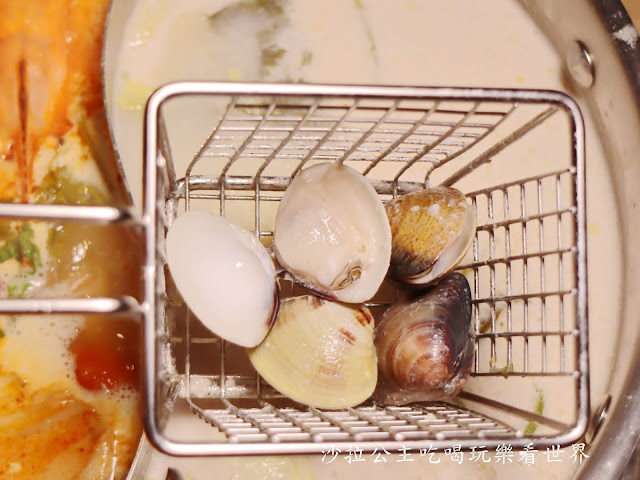 中山火鍋/一秒到南洋『泰滾泰式火鍋(南京店)』撈蝦擂台/捷運松江南京站 39 中山火鍋/一秒到南洋『泰滾泰式火鍋(南京店)』撈蝦擂台/捷運松江南京站