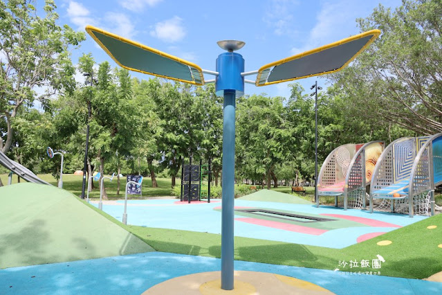 士林景點宇宙探險共融公園『美崙公園』不二良小鼠巨型公仔.溜滑梯.溜冰場 33 士林景點宇宙探險共融公園『美崙公園』不二良小鼠巨型公仔.溜滑梯.溜冰場