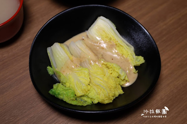 三重燒肉丼/為了這一碗還沒開始營業就來報到『牛丁次郎坊』138元起霜淇淋.雞白湯.冬瓜檸檬無限供應 30 三重燒肉丼/為了這一碗還沒開始營業就來報到『牛丁次郎坊』138元起霜淇淋.雞白湯.冬瓜檸檬無限供應