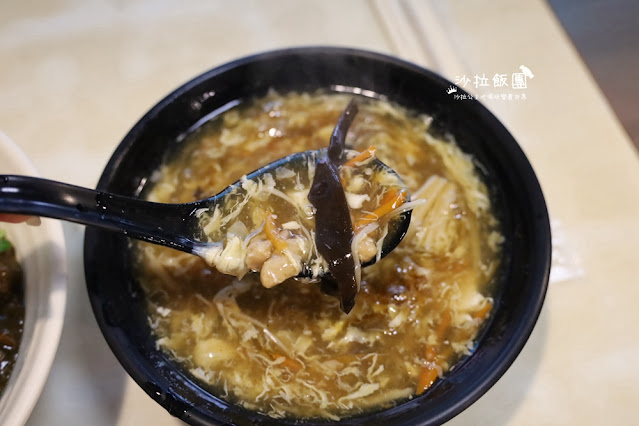 光華商圈『銀記手擀刀切牛肉麵』飲料喝到飽,捷運忠孝新生站 19 光華商圈『銀記手擀刀切牛肉麵』飲料喝到飽,捷運忠孝新生站